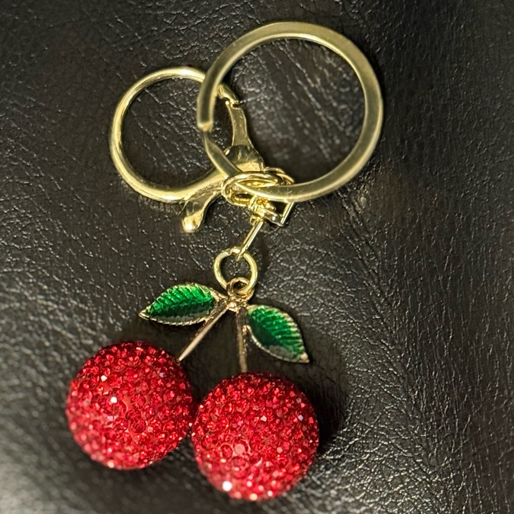 🍒 Sparkly Cherry Rhinestone purse charm/Keychain 🍒